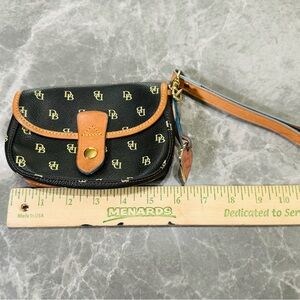 Vintage Dooney & Bourke Black  Natural Leather Trim Love Dooney Charm Wristlet